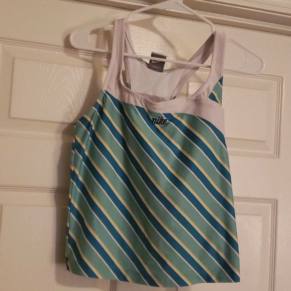 Sports top